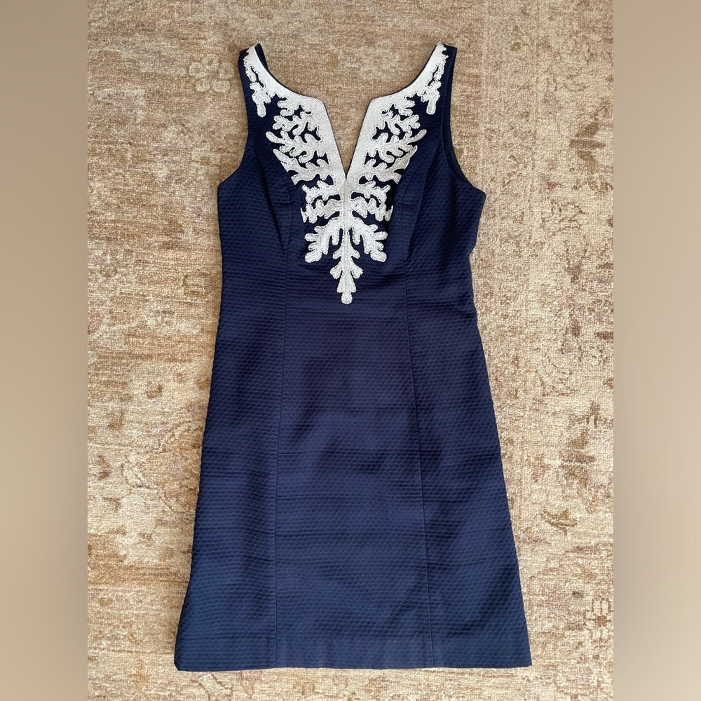 Lilly Pulitzer Gabby Shift Dress in True Navy size 00 retail $258